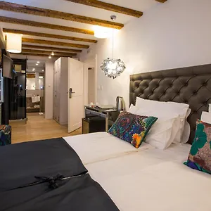 Luxury 4*, Split Kroatië